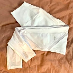 NWOT- Alo EPIC yoga white leggings with sheer cutouts- Never worn!